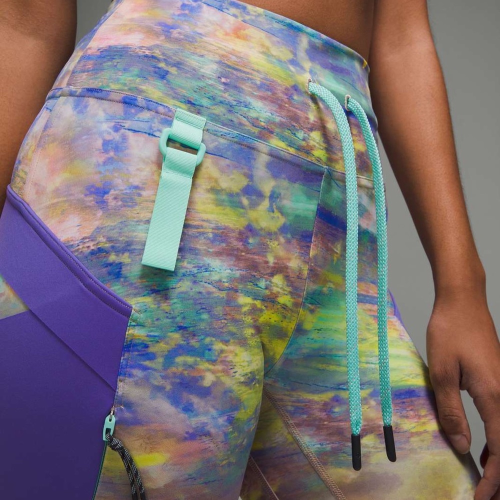 lululemon Cargo SHR Hiking Tight 25” in ALNM sz 0 - Picture 3 of 5